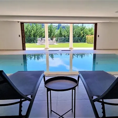 Magnifique Propriete, 5 Suites, 2 Piscines