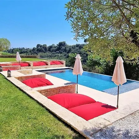 Magnifique Propriete, 5 Suites, 2 Piscines * カーニュ・シュル・メール