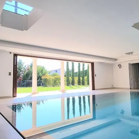 Apartment Magnifique Propriete, 5 Suites, 2 Piscines